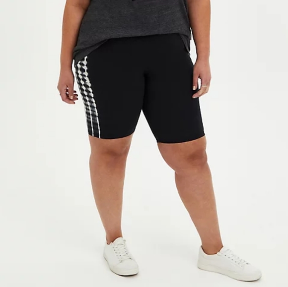 torrid Pants - BLACK SIDE TIE DYE BIKER SHORT